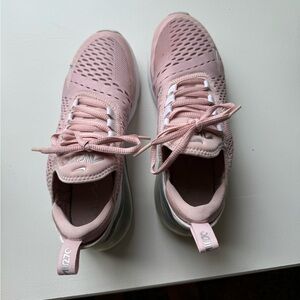 Nike pink air 270s! Size 7
